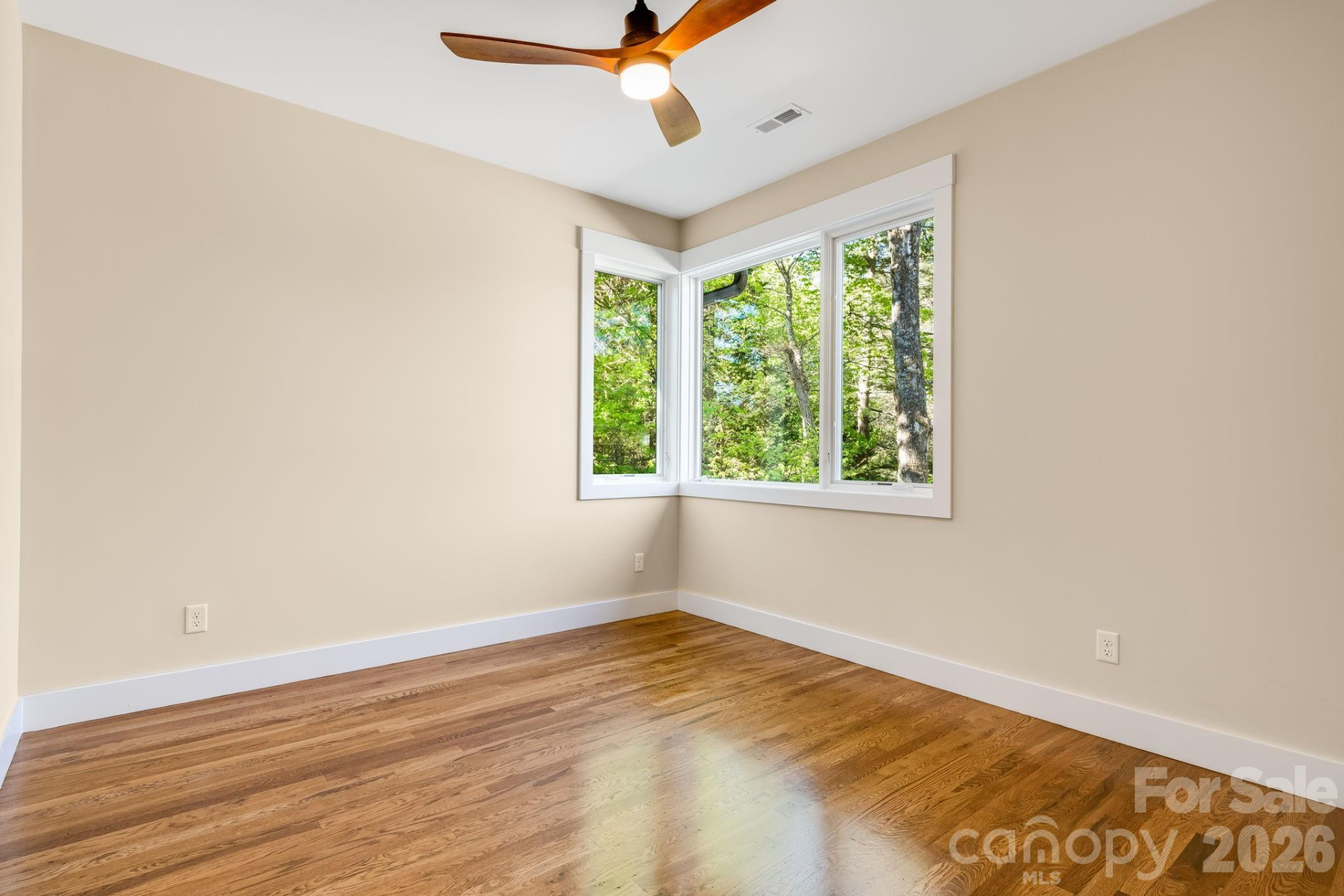 8 Campbell Street - Photo 28