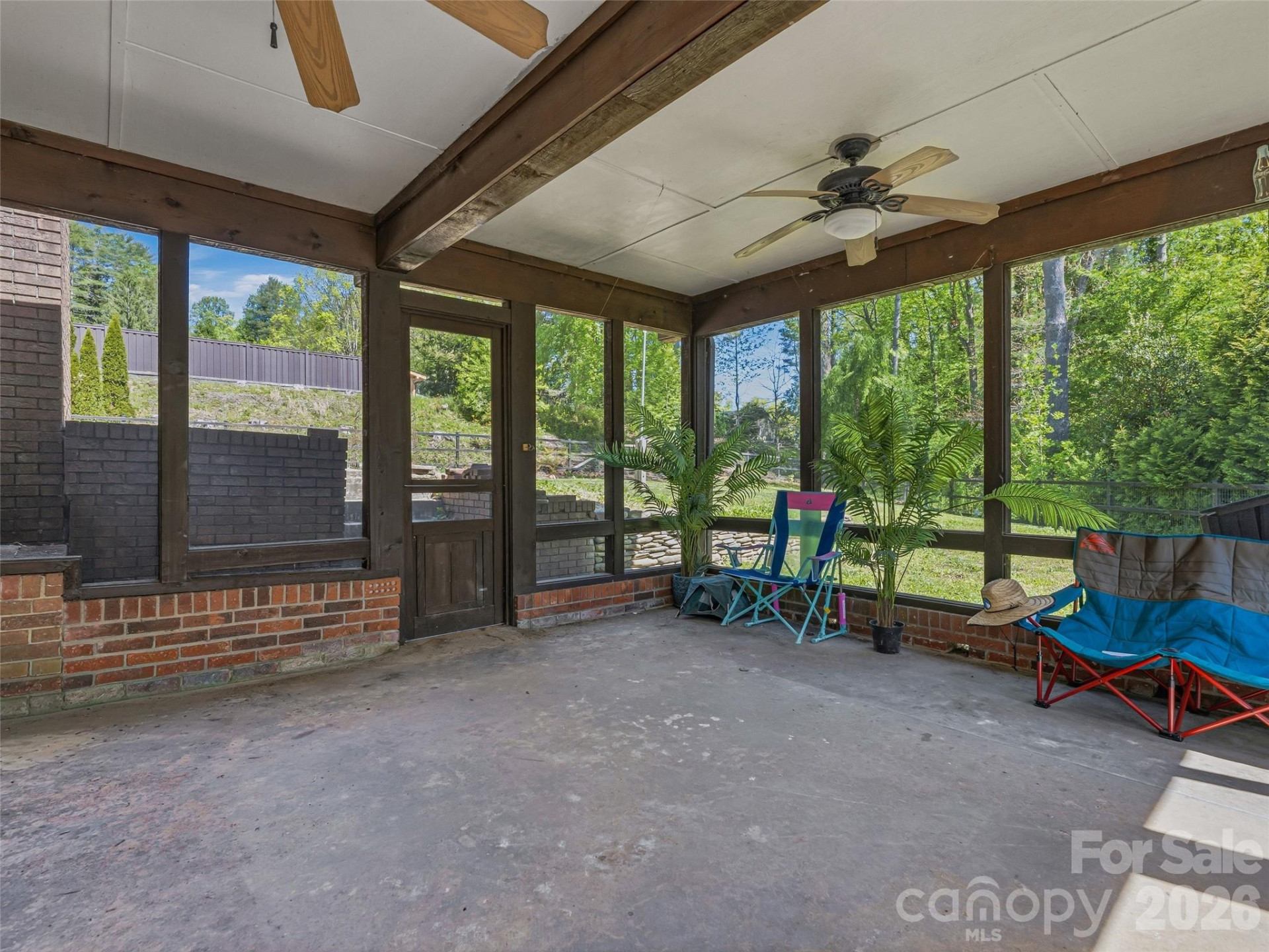 73 Redwood Street - Photo 24