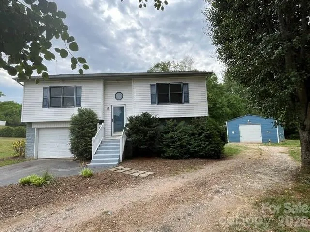 2381 Boardwalk Court, Lenoir, NC, 28645