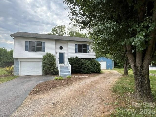 2381 Boardwalk Court - Photo 2