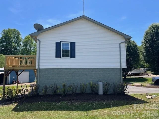 2381 Boardwalk Court - Photo 6