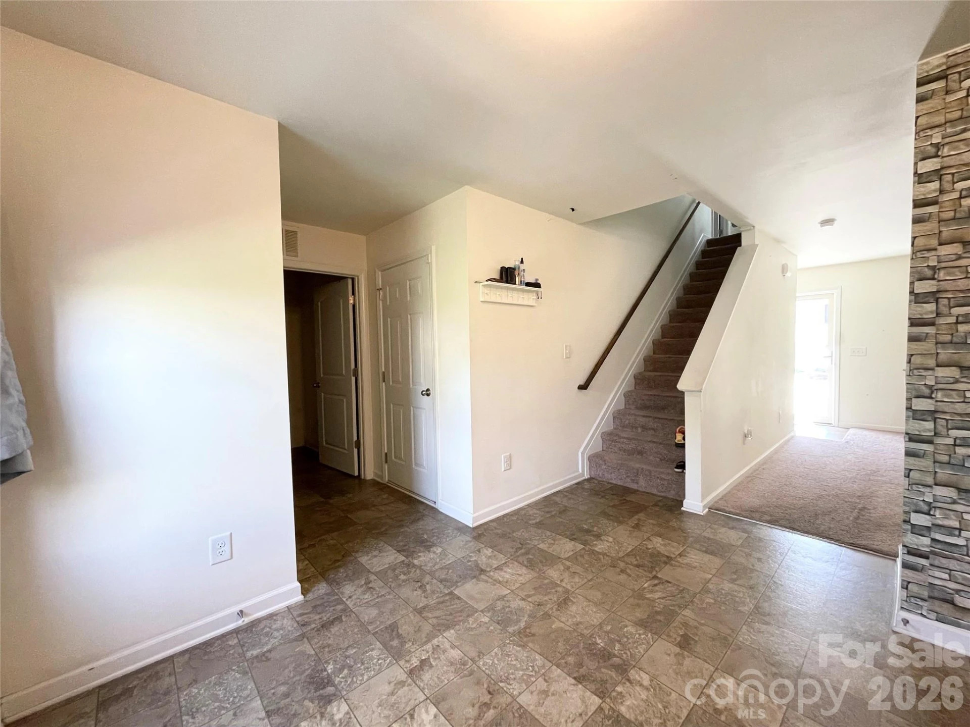 4133 Eastland Avenue - Photo 8