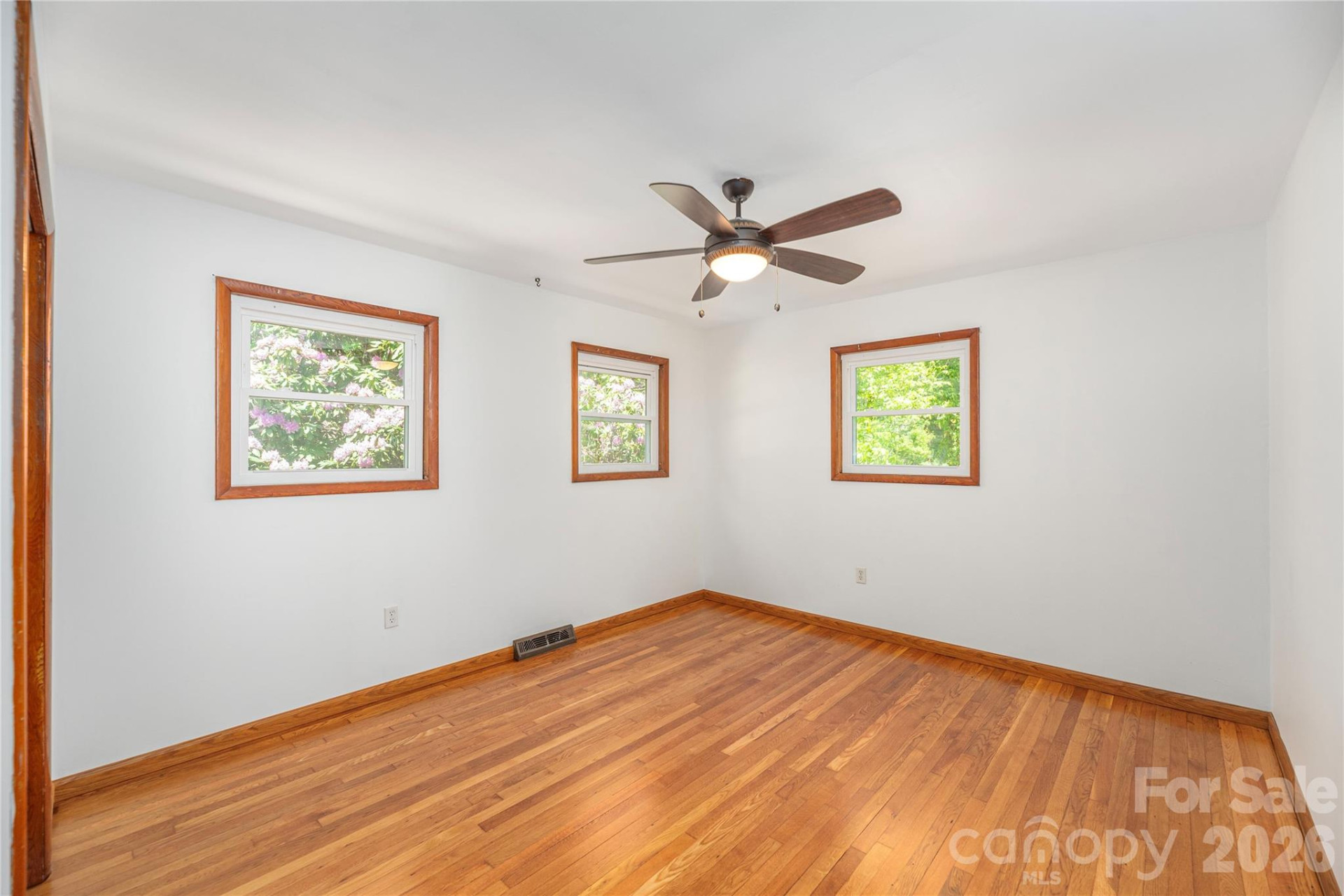 1140 Groundhog Road - Photo 15