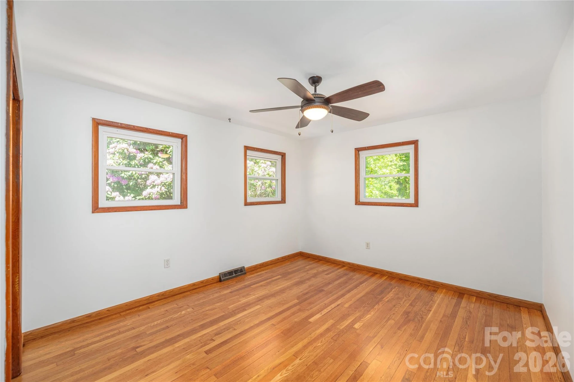 1140 Groundhog Road - Photo 15