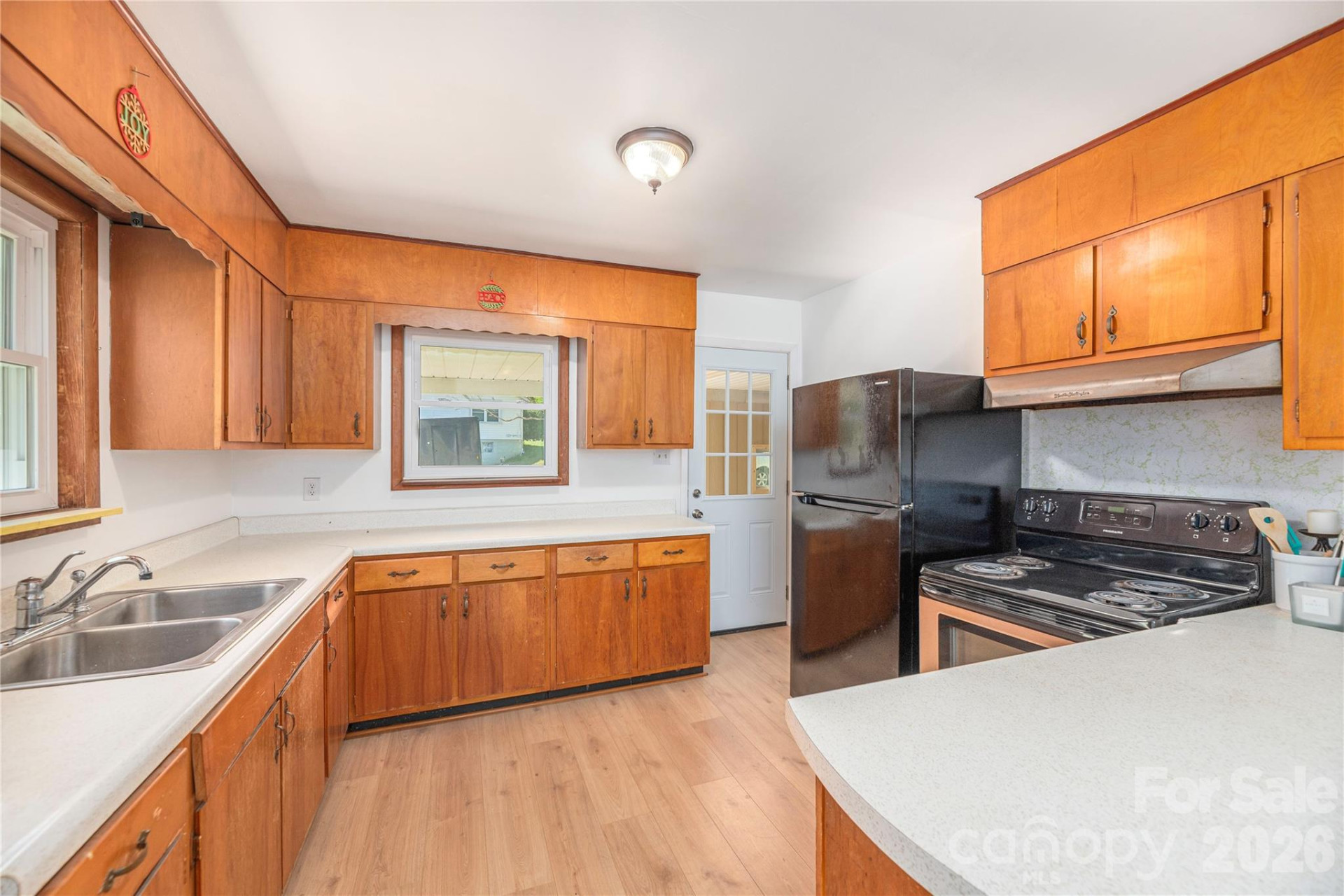 1140 Groundhog Road - Photo 10