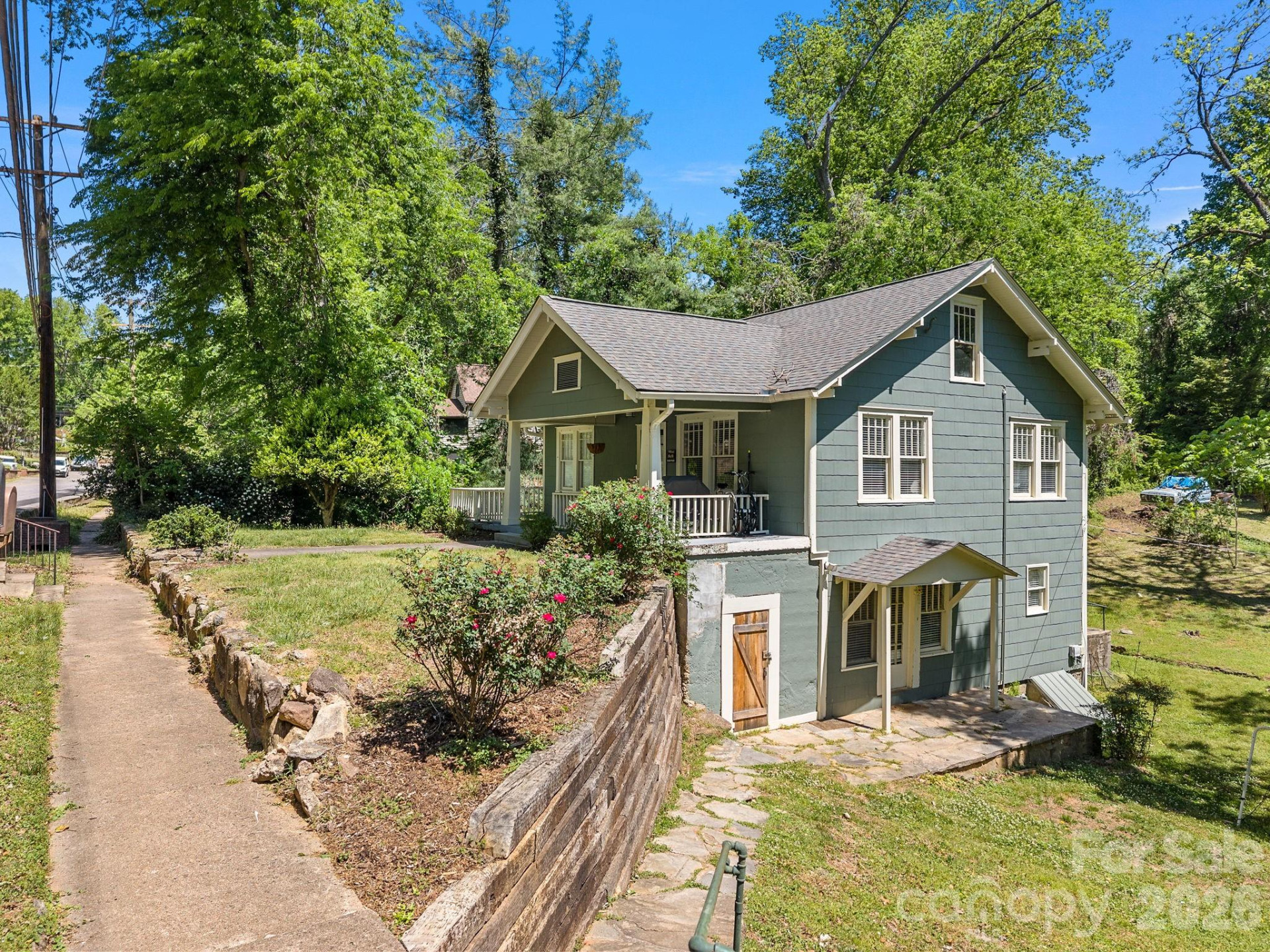 110 Grady Avenue - Photo 3