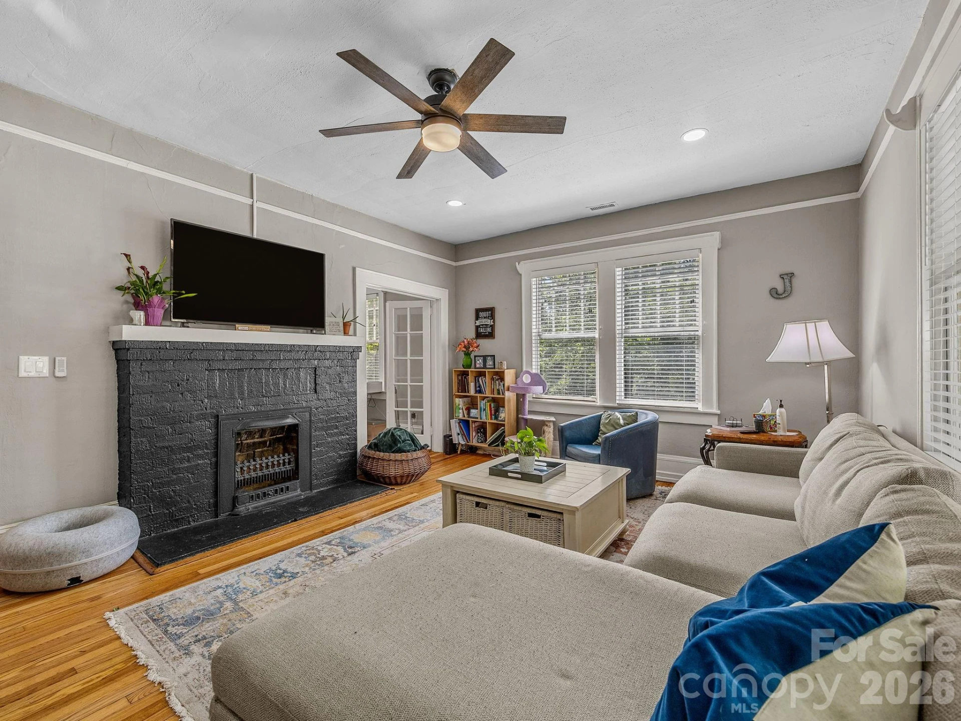 110 Grady Avenue - Photo 8