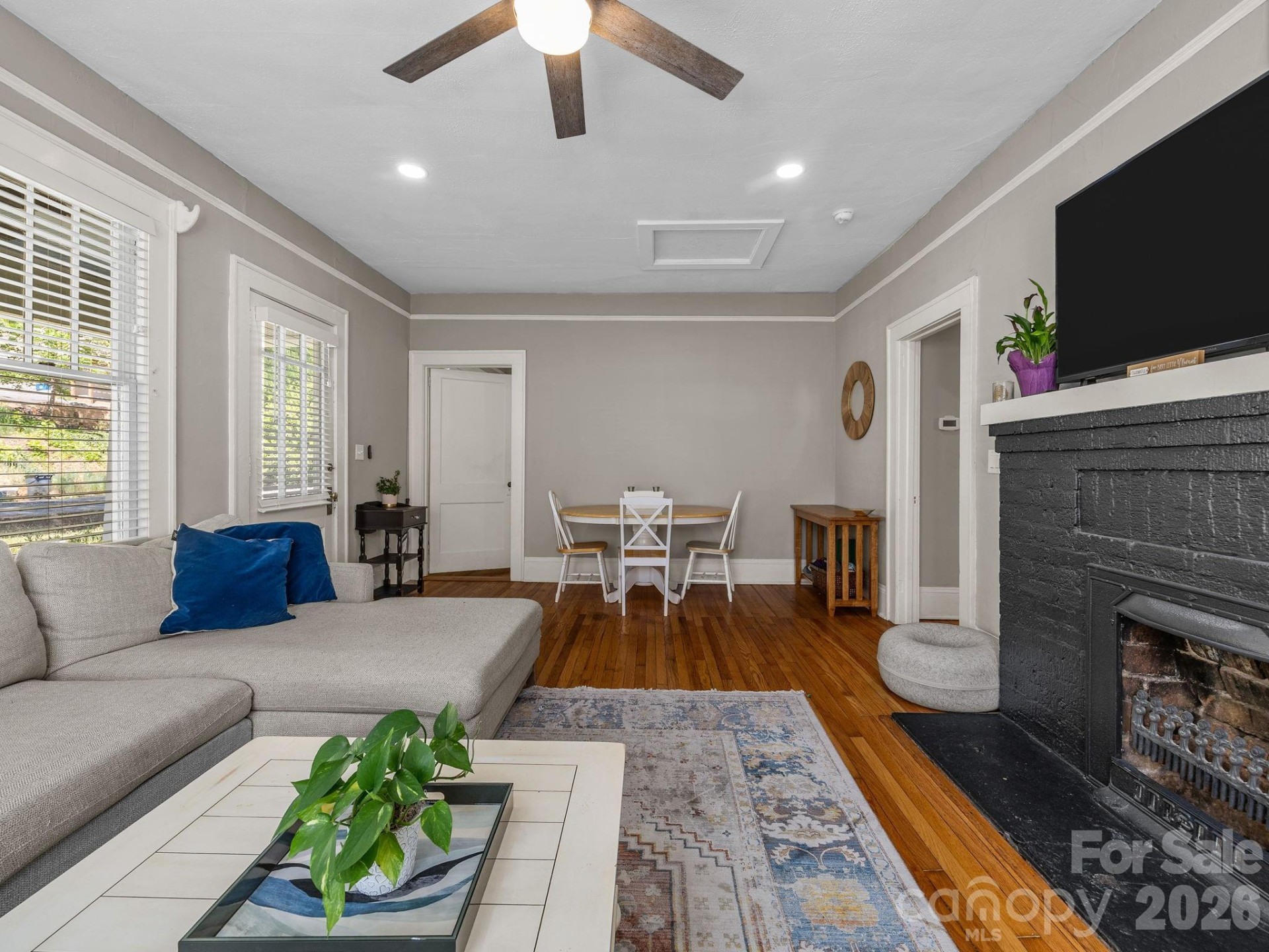 110 Grady Avenue - Photo 10