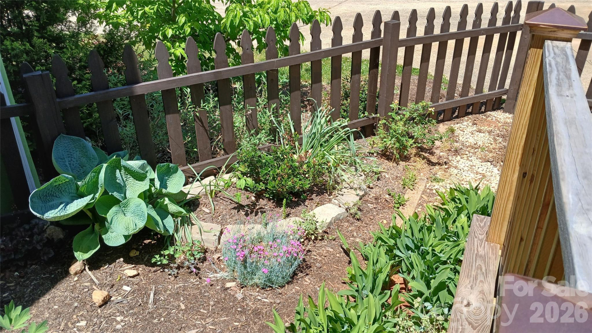 300 Woodlawn Drive - Photo 12