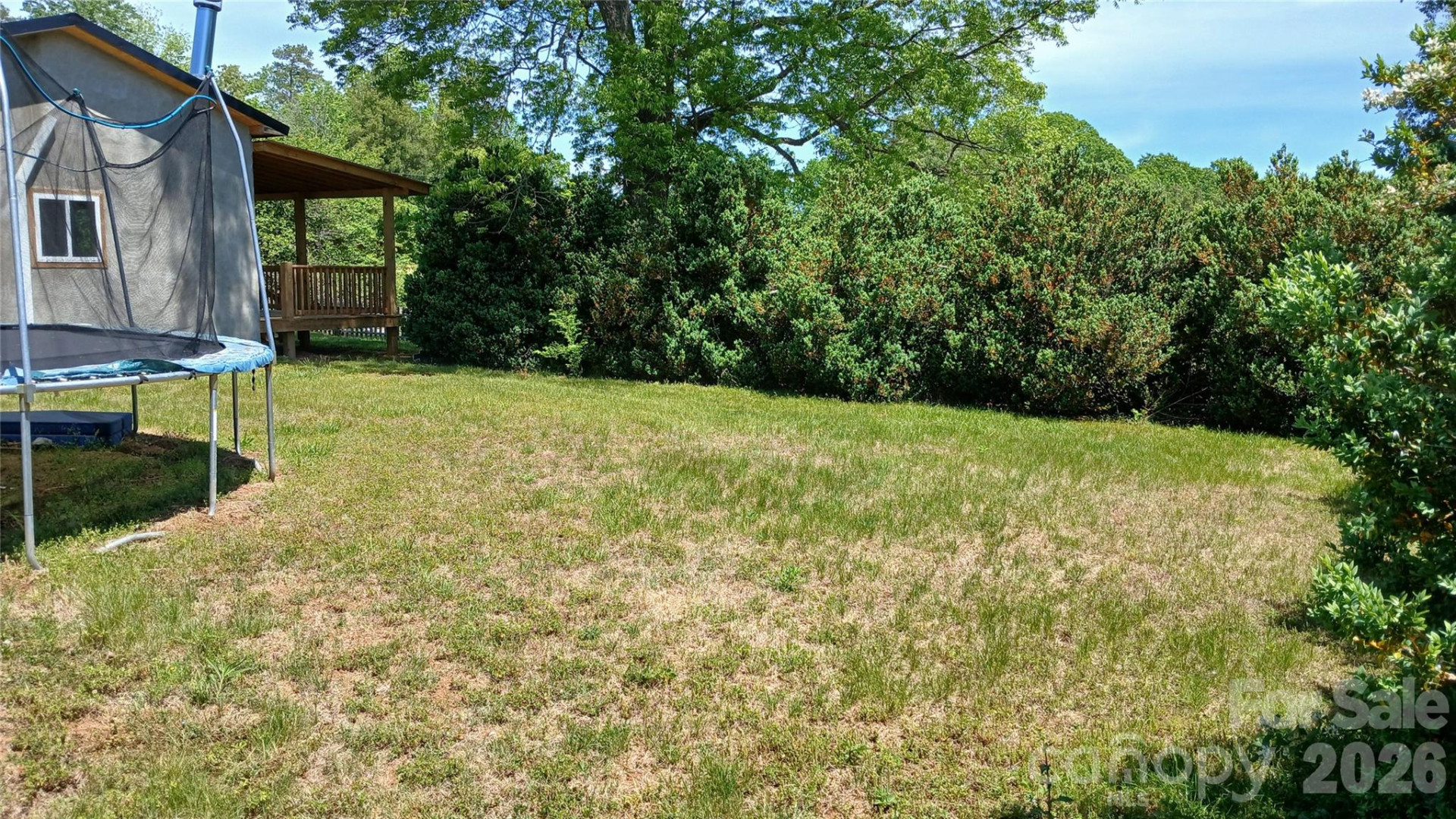 300 Woodlawn Drive - Photo 19