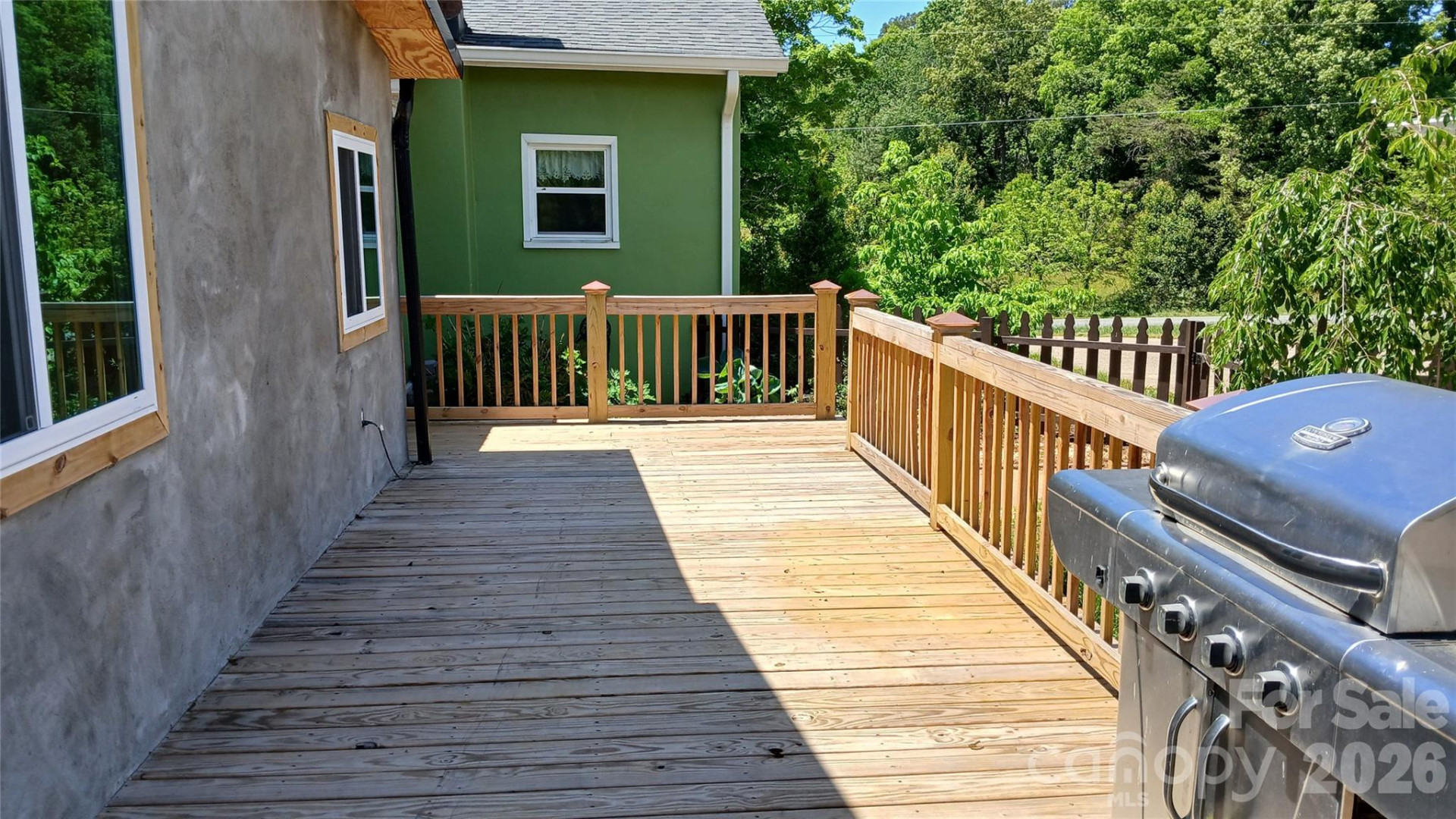 300 Woodlawn Drive - Photo 20