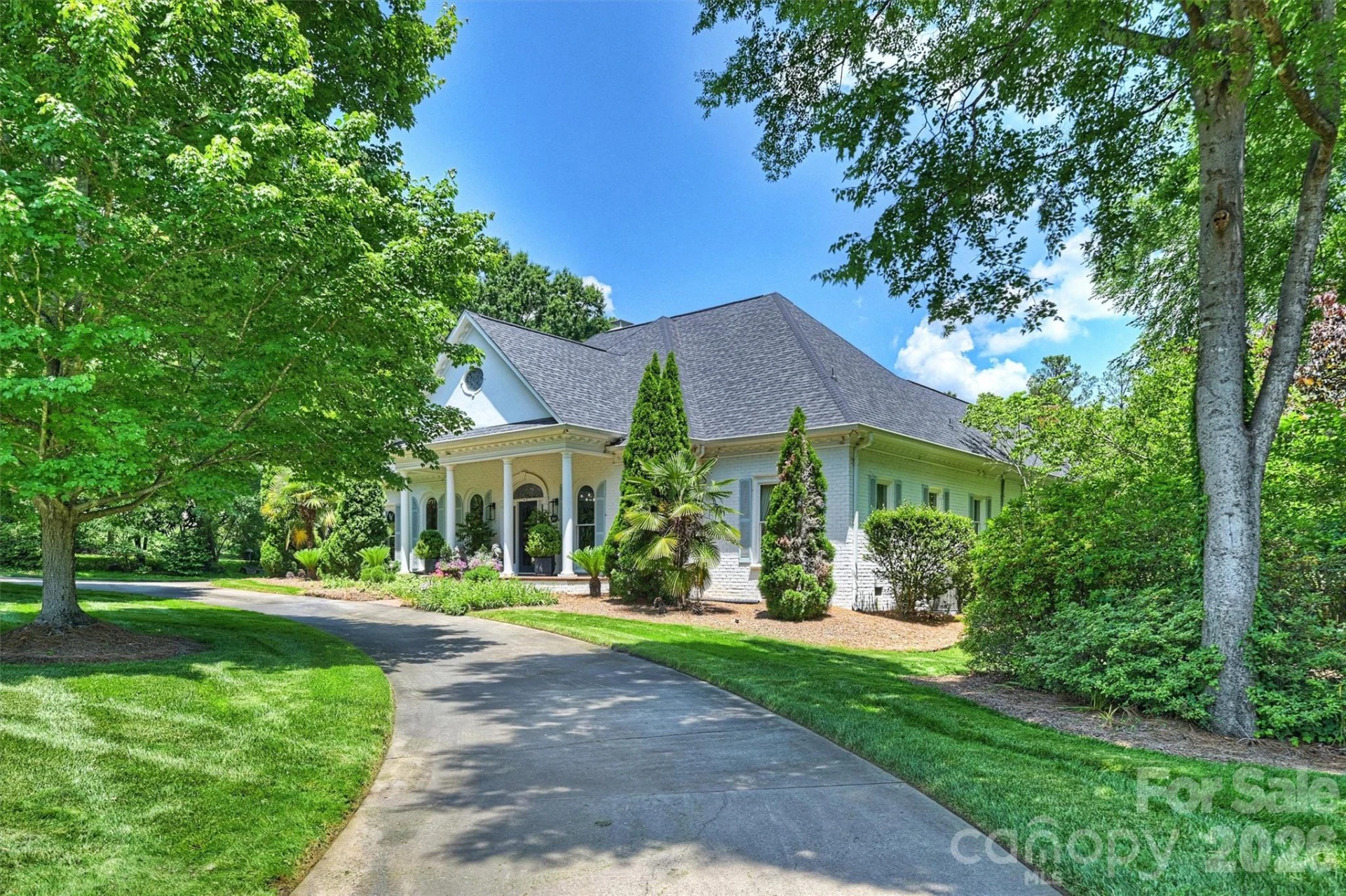 3747 Moorland Drive - Photo 2