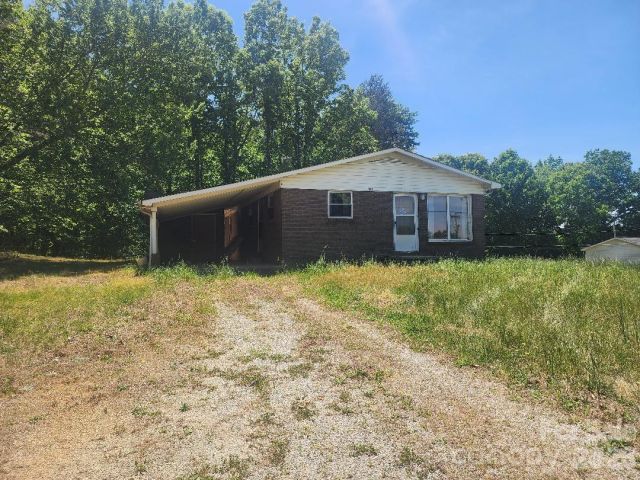 5824 Sugar Loaf Road, Connelly Springs, NC, 28612