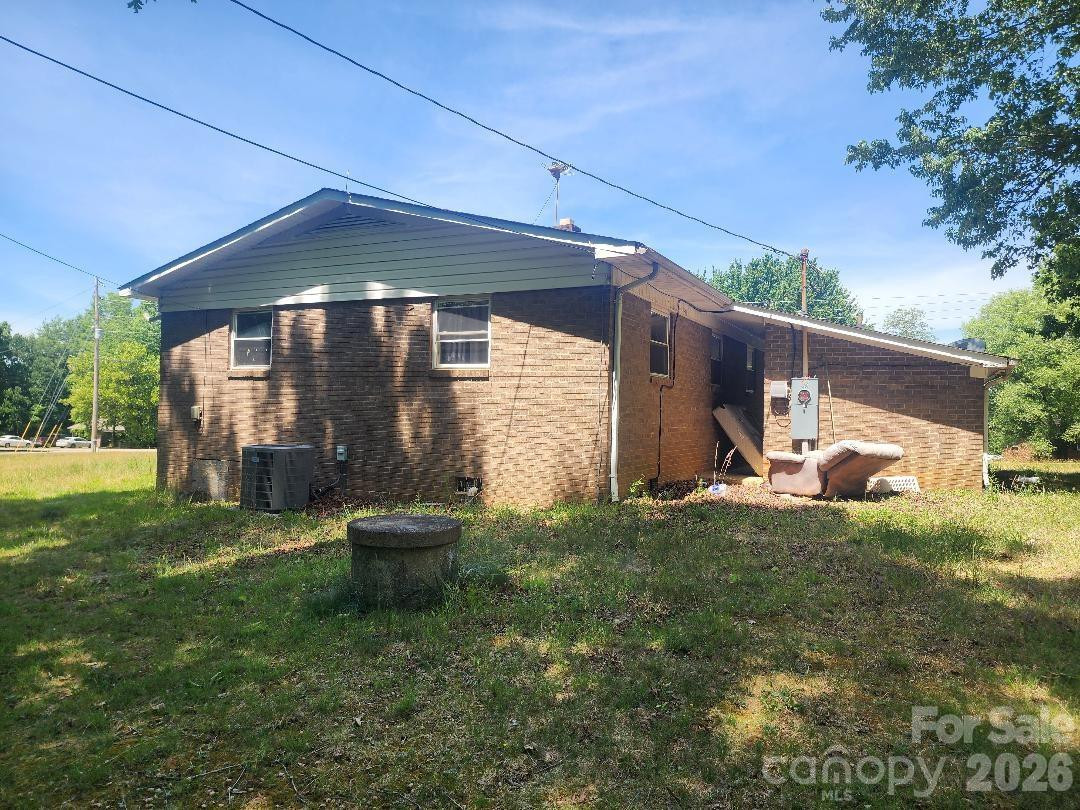 5824 Sugar Loaf Road - Photo 2