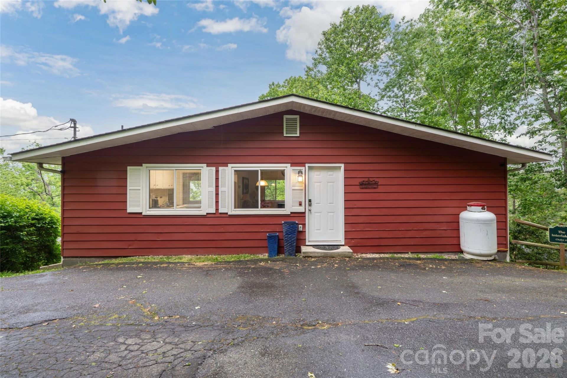 8 Delano Road - Photo 4