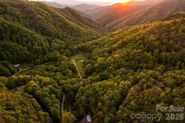 000 Unahala Creek Drive, Bryson City, NC, 28713