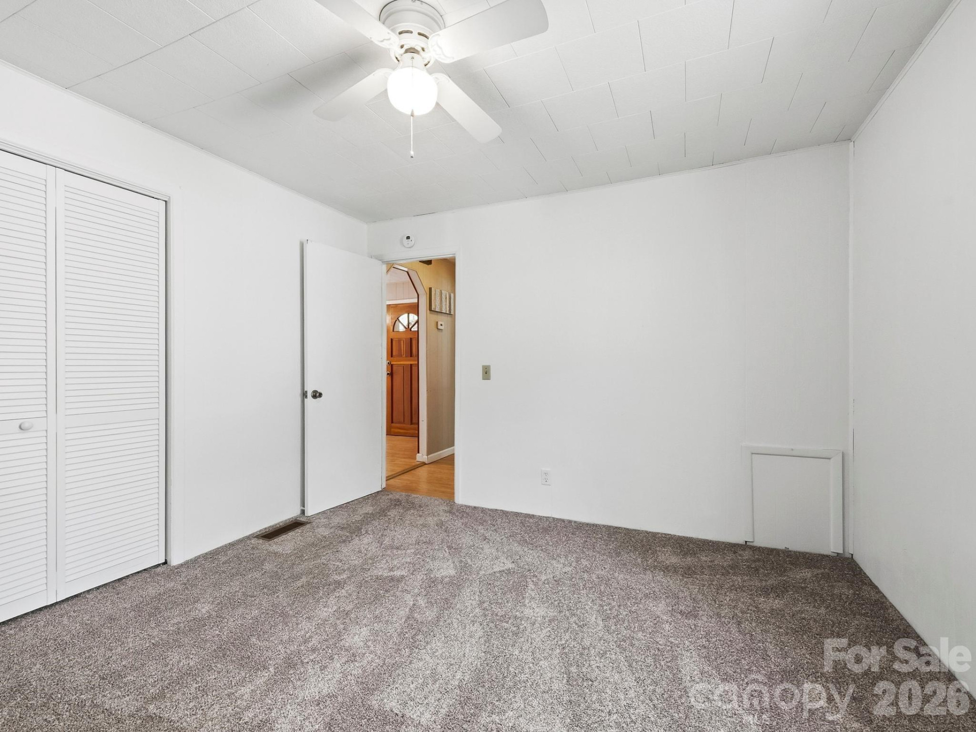 318 Resort Street - Photo 16