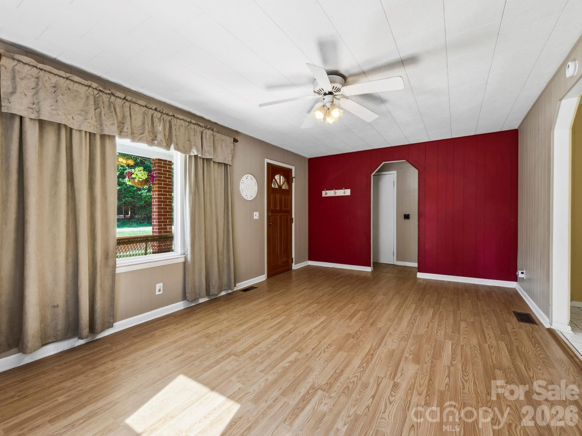 318 Resort Street - Photo 5