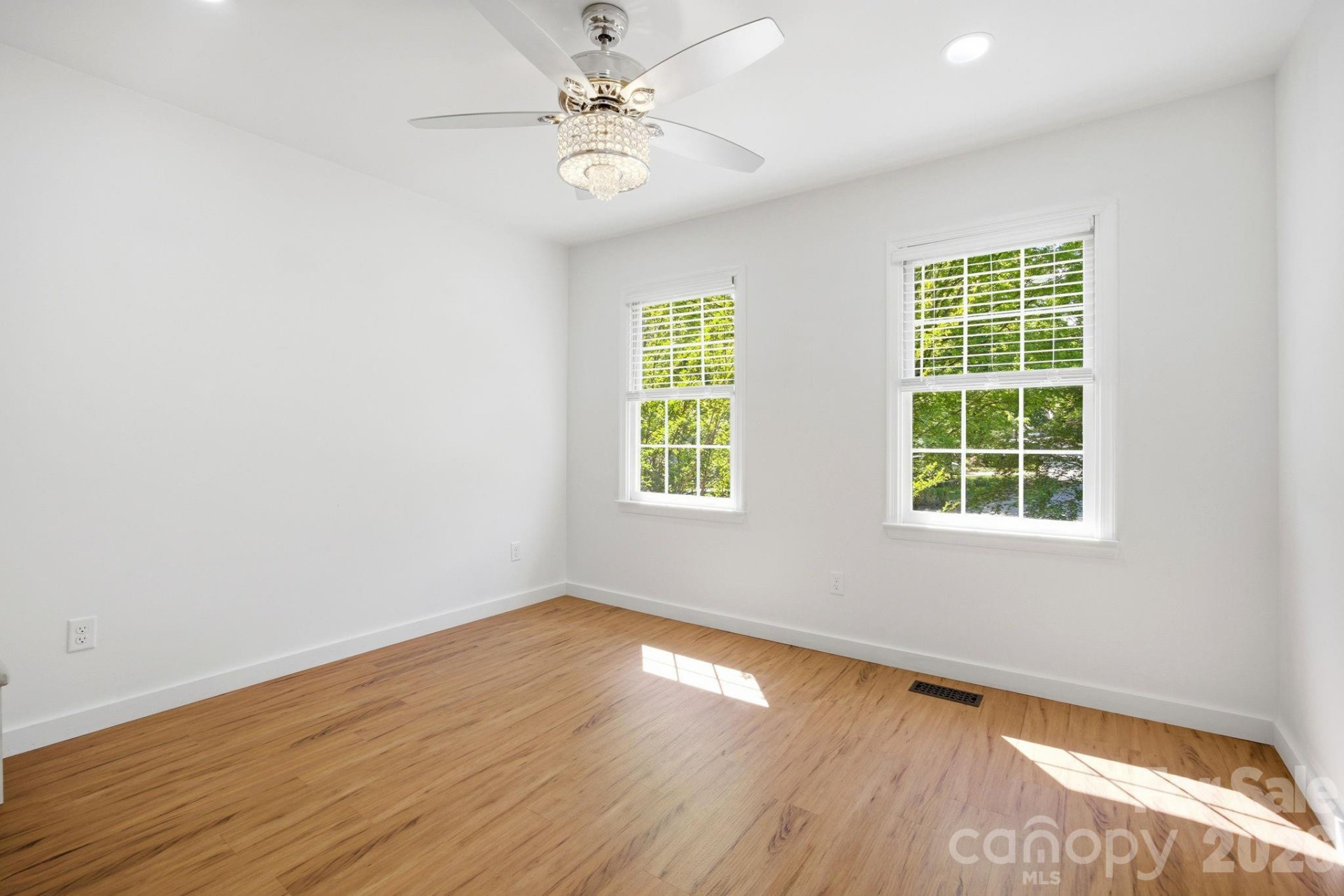 110 Southwick Court - Photo 19