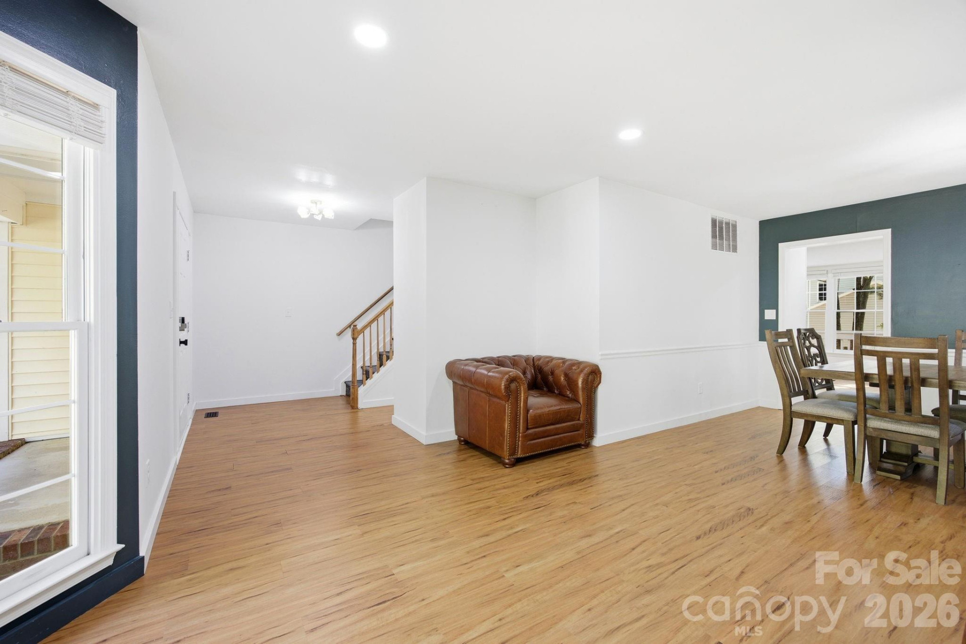 110 Southwick Court - Photo 3