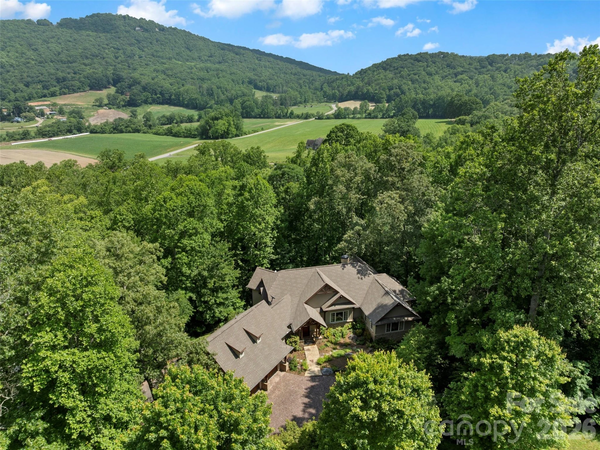 672 Walnut Valley Parkway - Photo 18