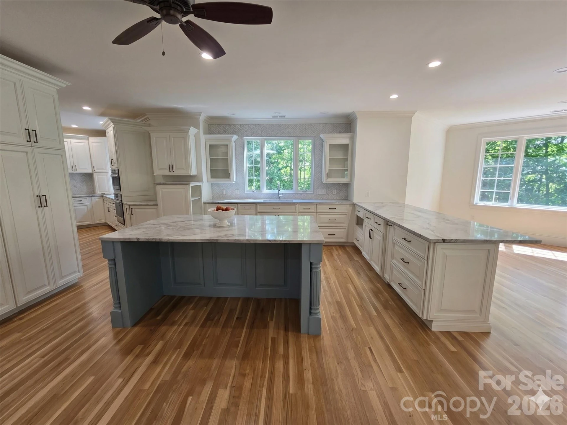 672 Walnut Valley Parkway - Photo 5