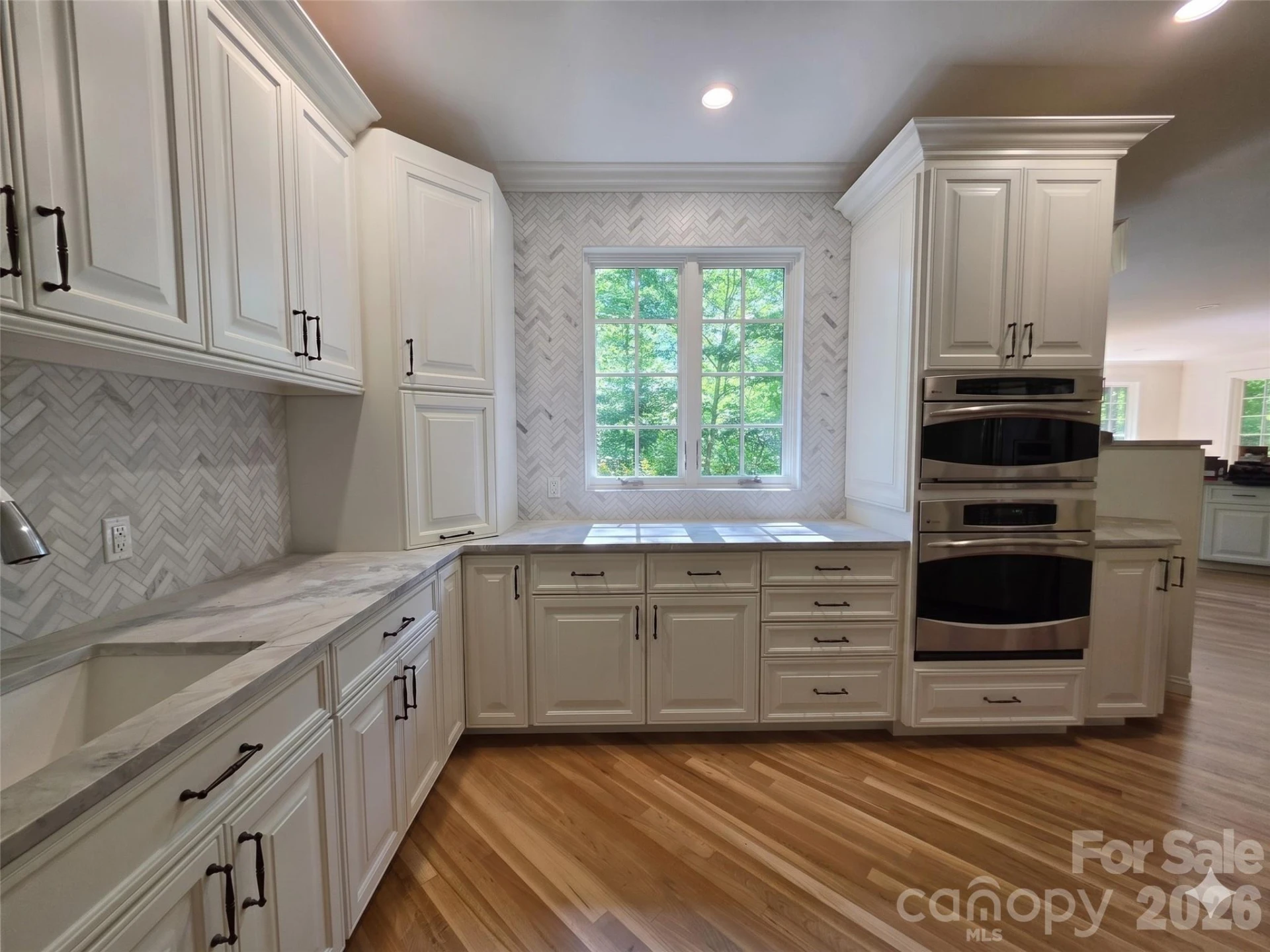 672 Walnut Valley Parkway - Photo 8
