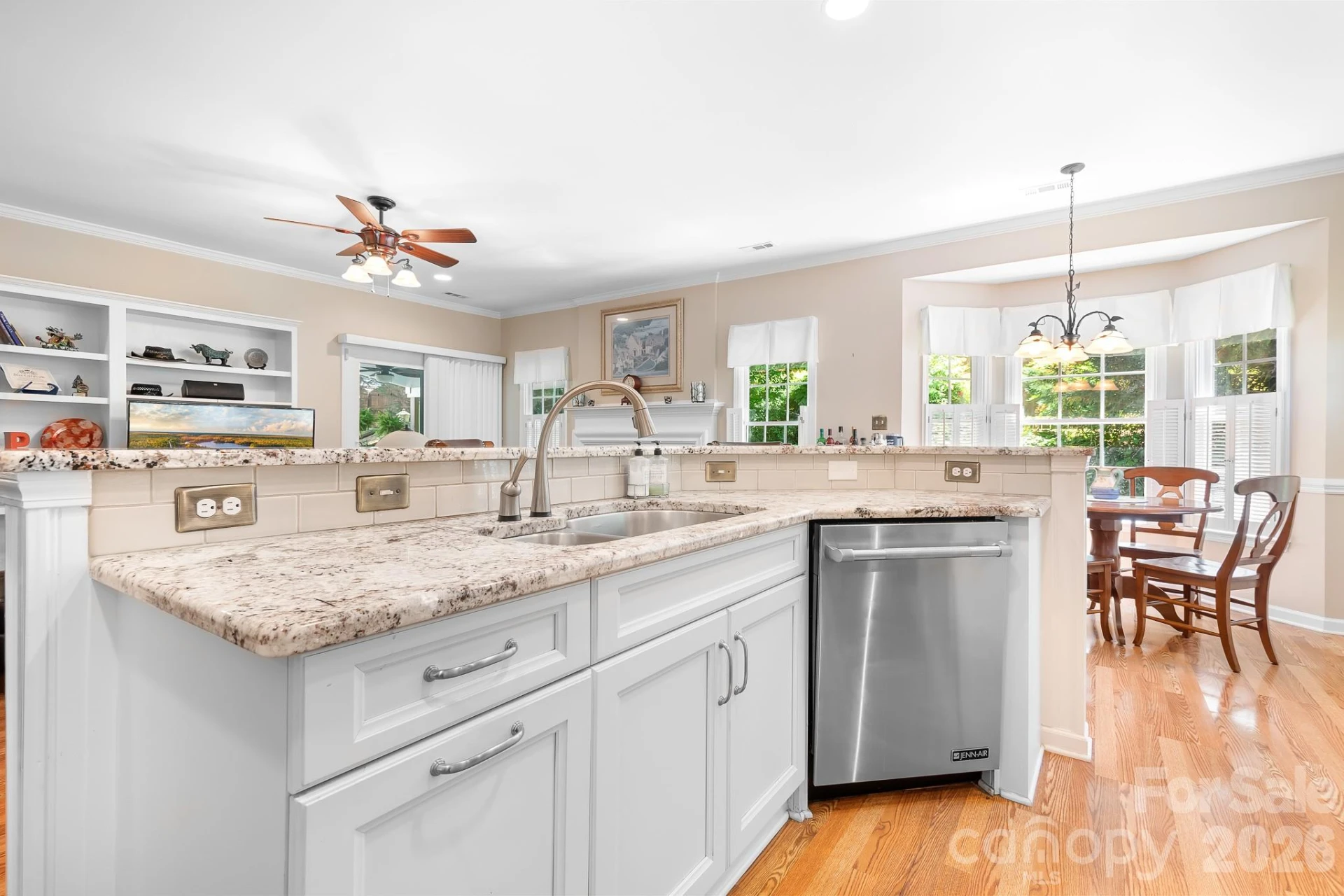 19914 Scanmar Lane - Photo 4