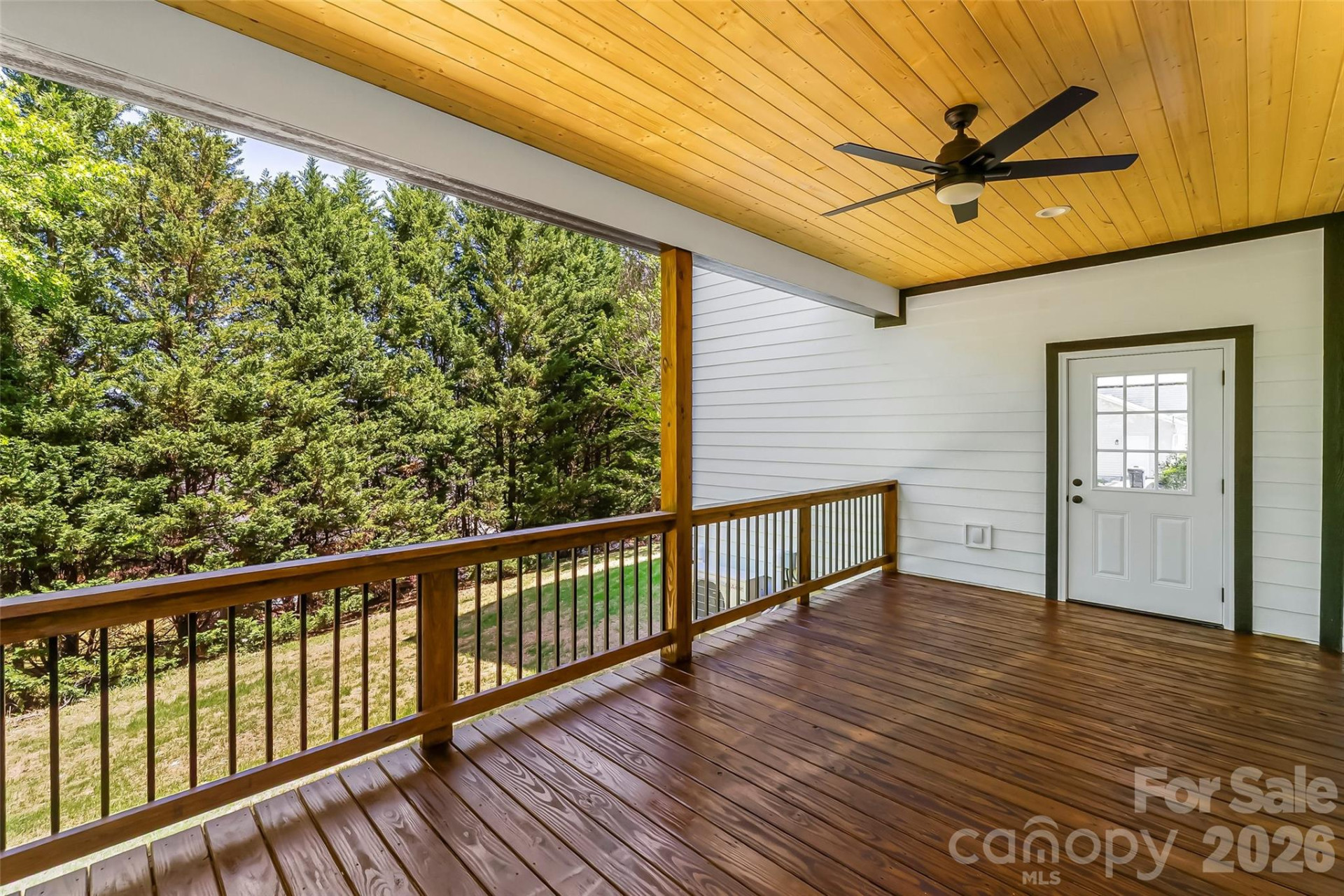 438 Plantation Drive - Photo 14