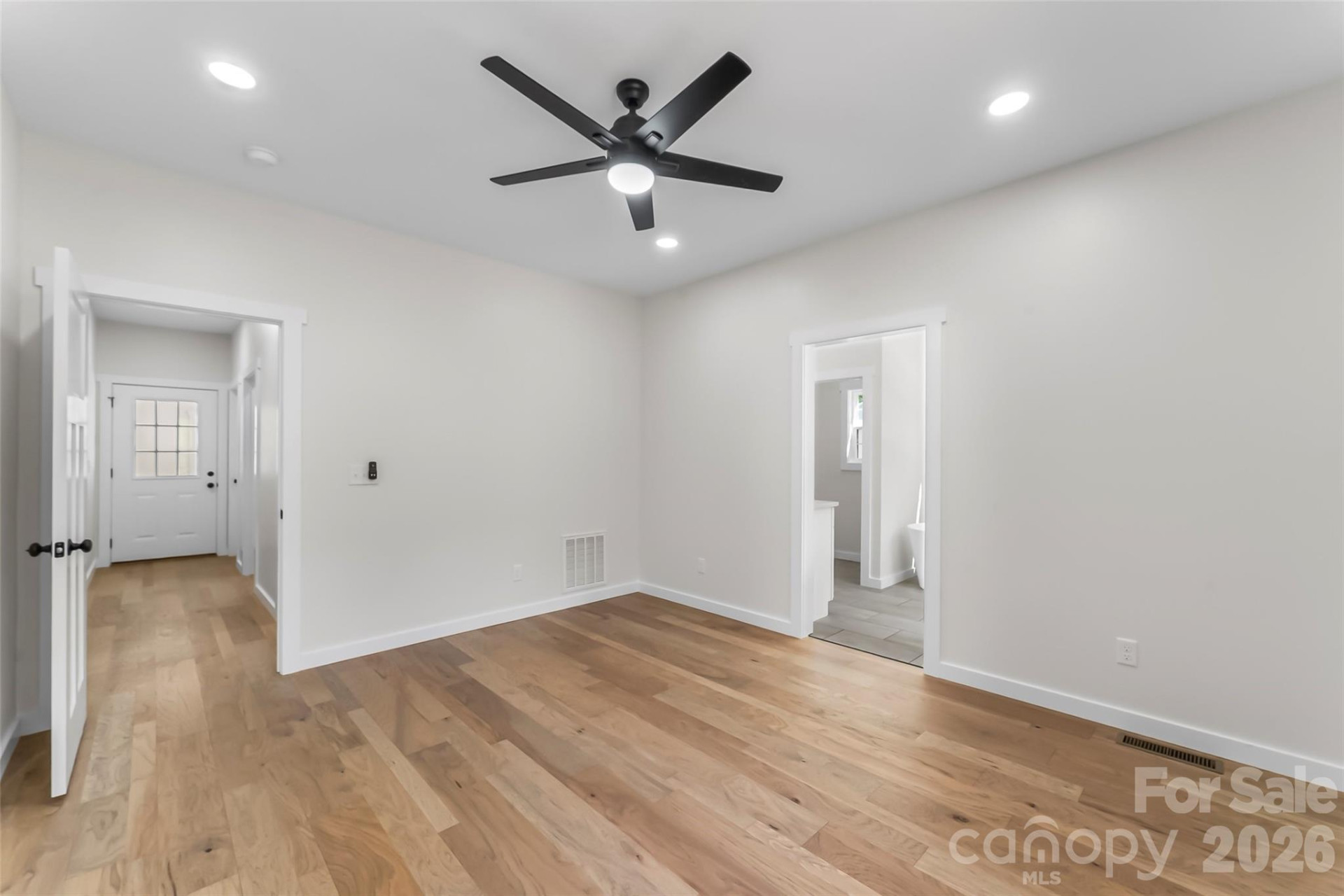 438 Plantation Drive - Photo 22