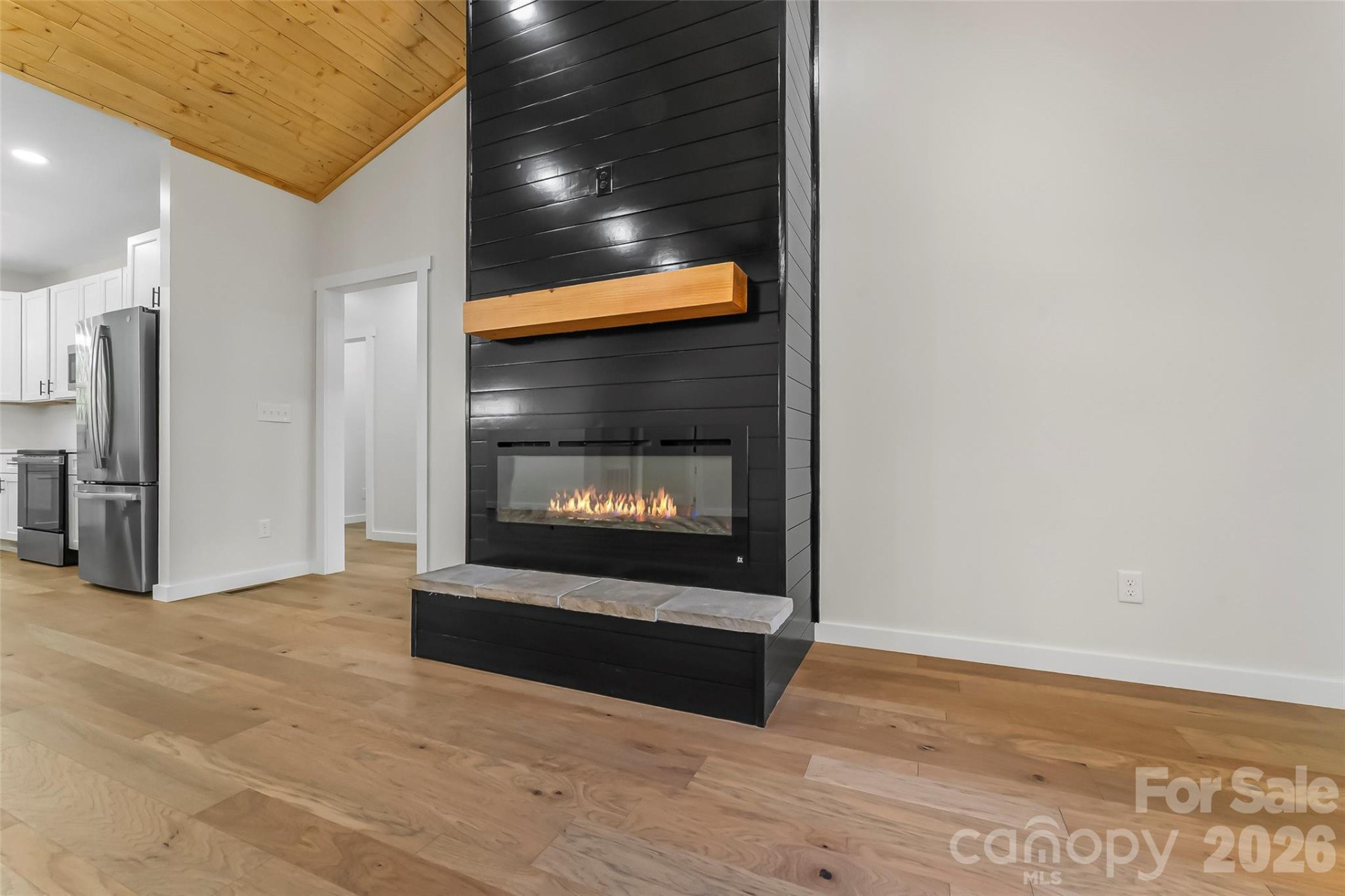 438 Plantation Drive - Photo 10