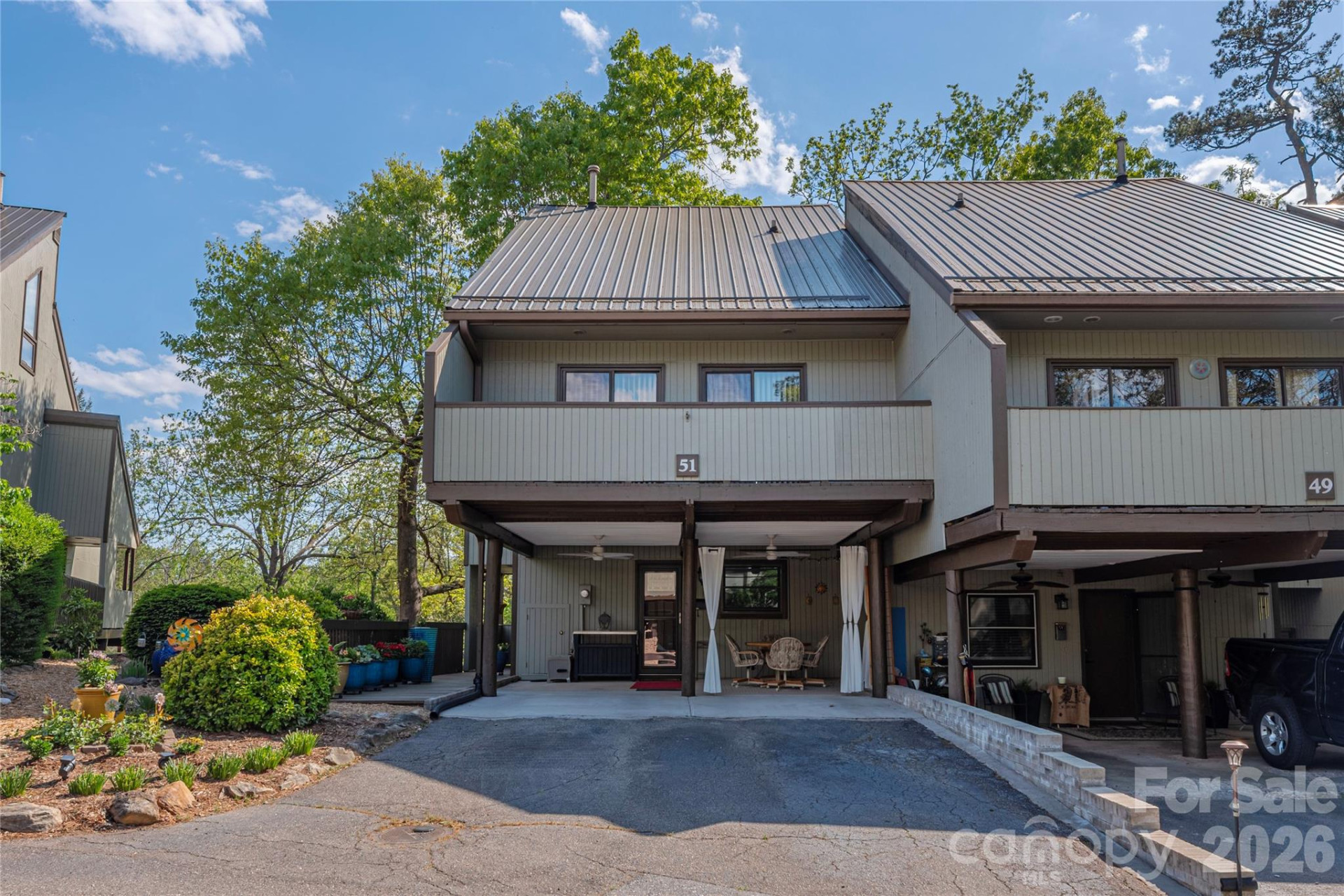 51 Maple Ridge Lane - Photo 2