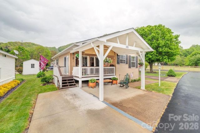 101 Strollers Lane, Waynesville, NC, 28785