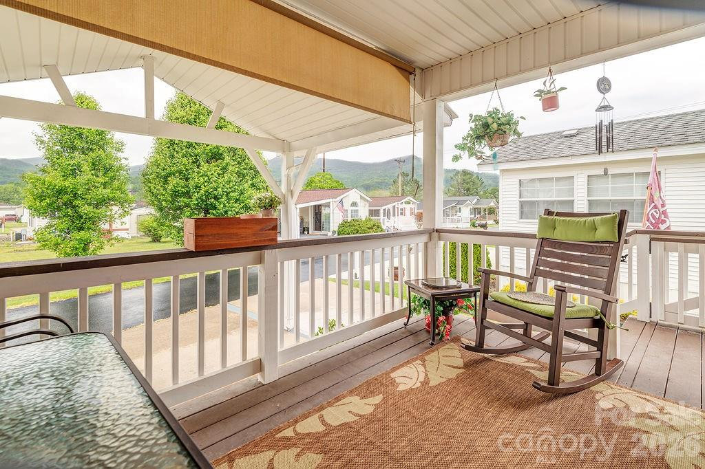 101 Strollers Lane - Photo 4