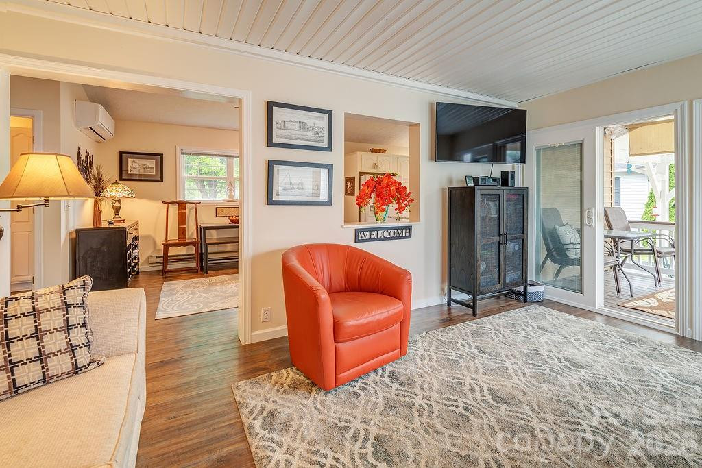 101 Strollers Lane - Photo 7