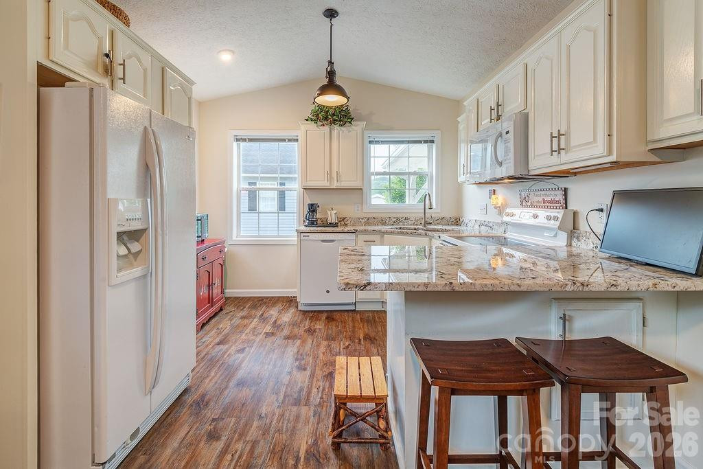 101 Strollers Lane - Photo 10