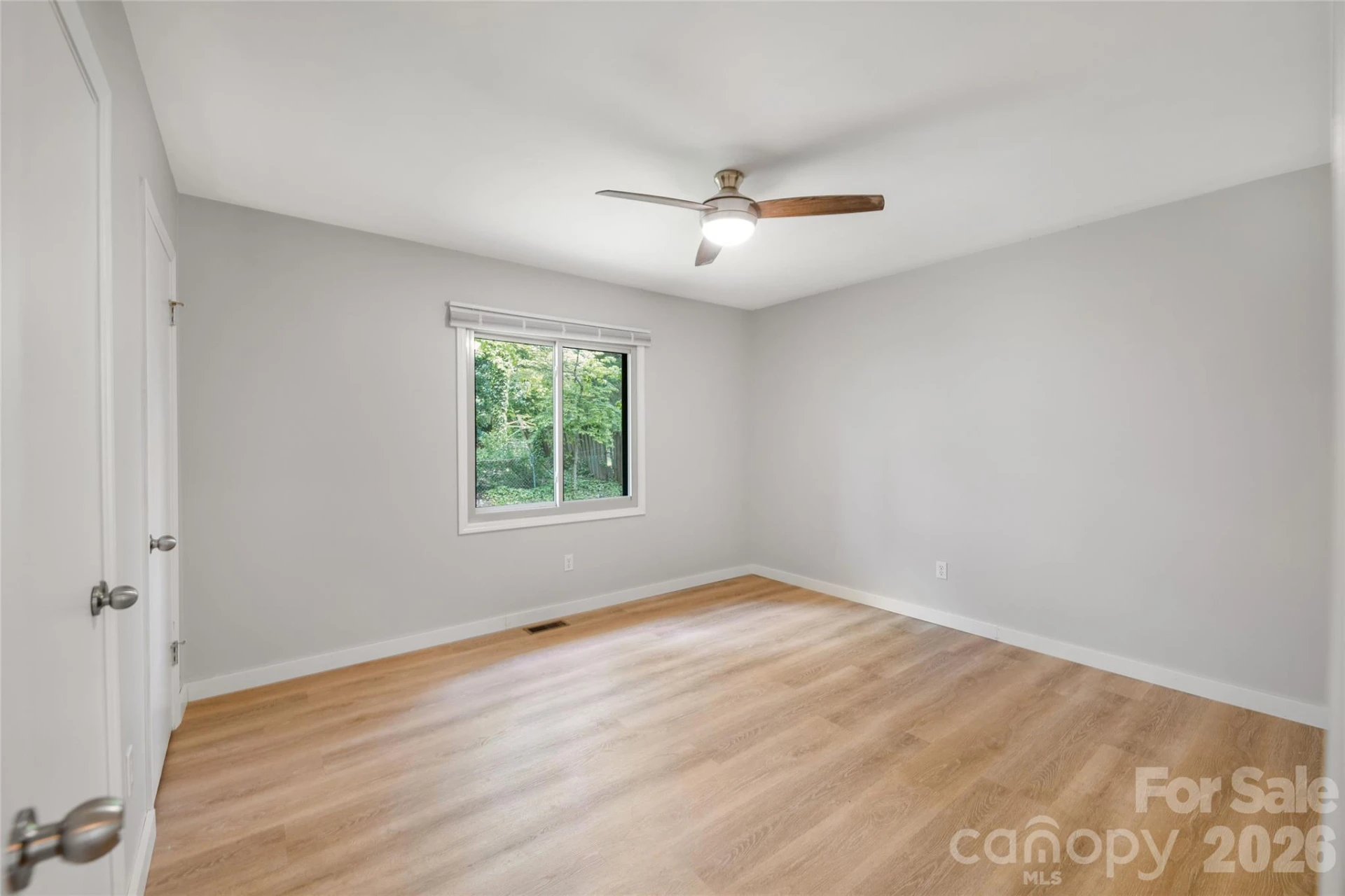 135 Scarlet Drive - Photo 23