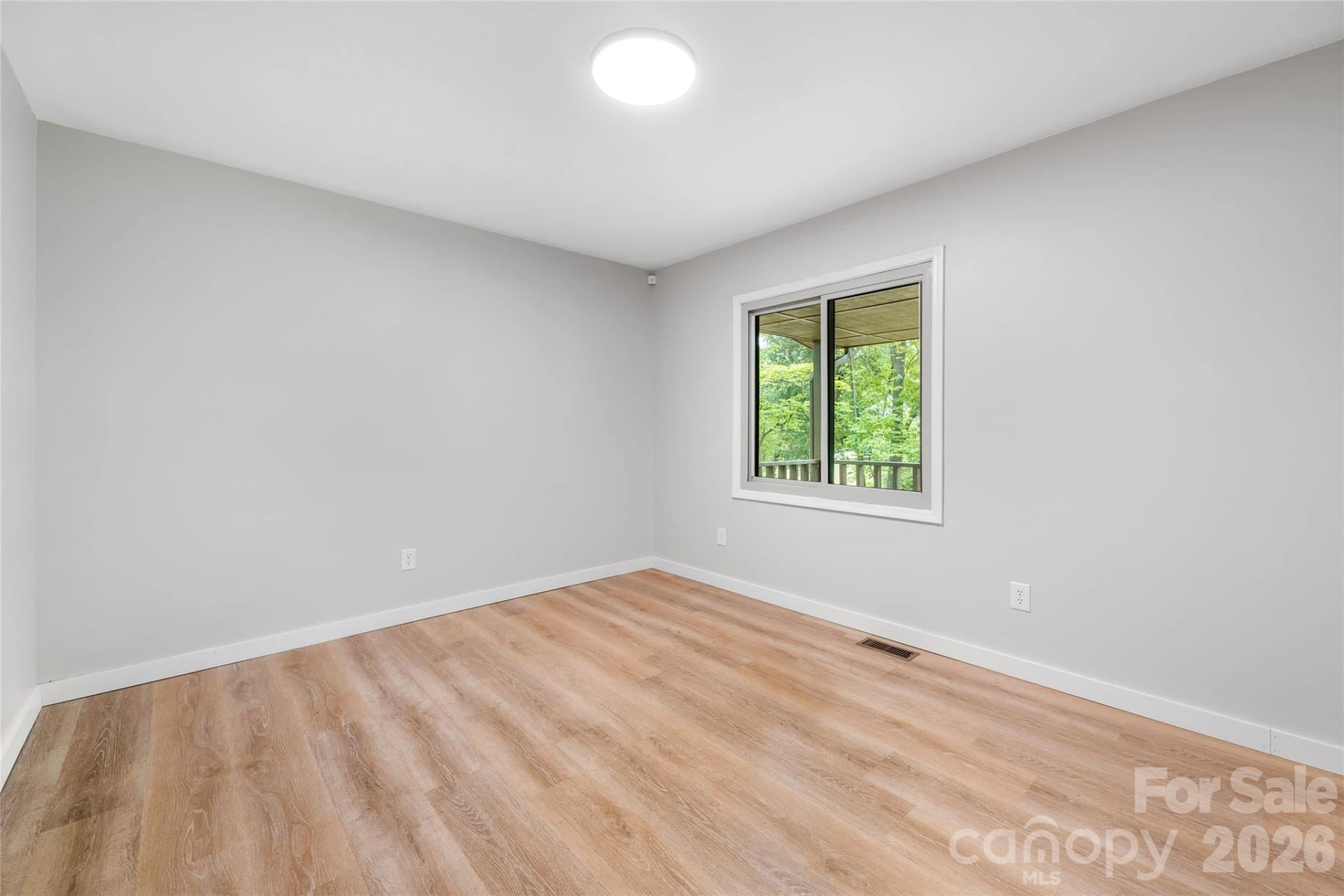 135 Scarlet Drive - Photo 26