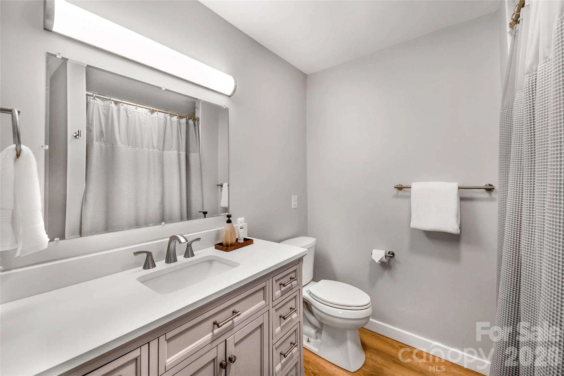 135 Scarlet Drive - Photo 9