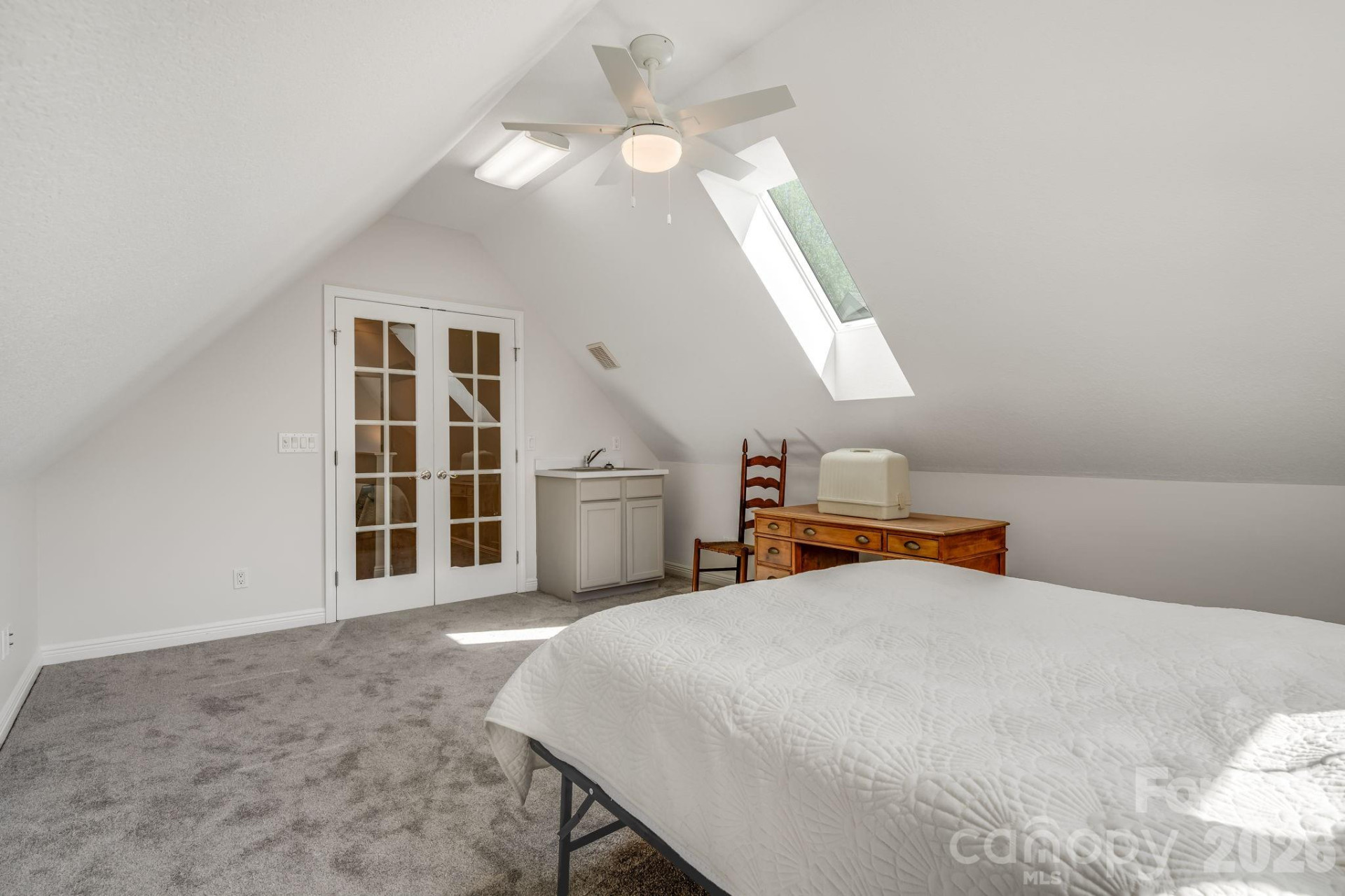 29 Little Cedar Court - Photo 27