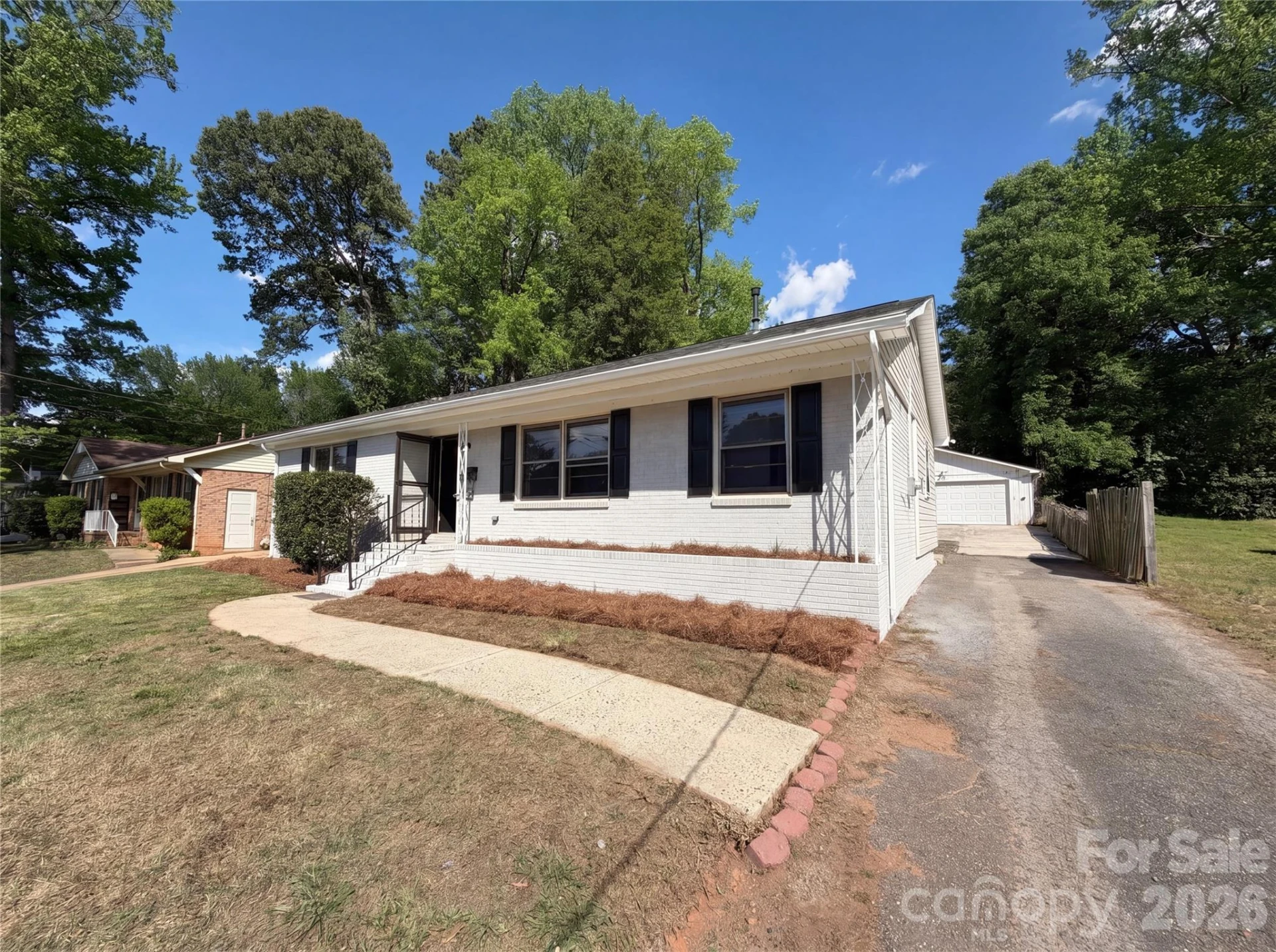1815 Weststone Drive - Photo 2