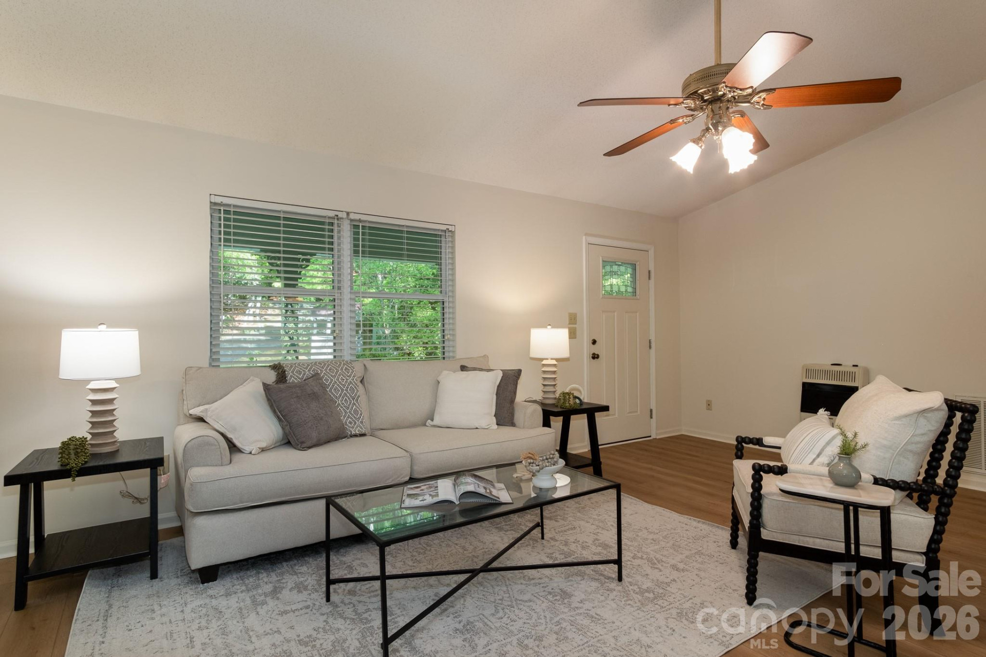 304 Emerald Hills Drive #14 - Photo 4
