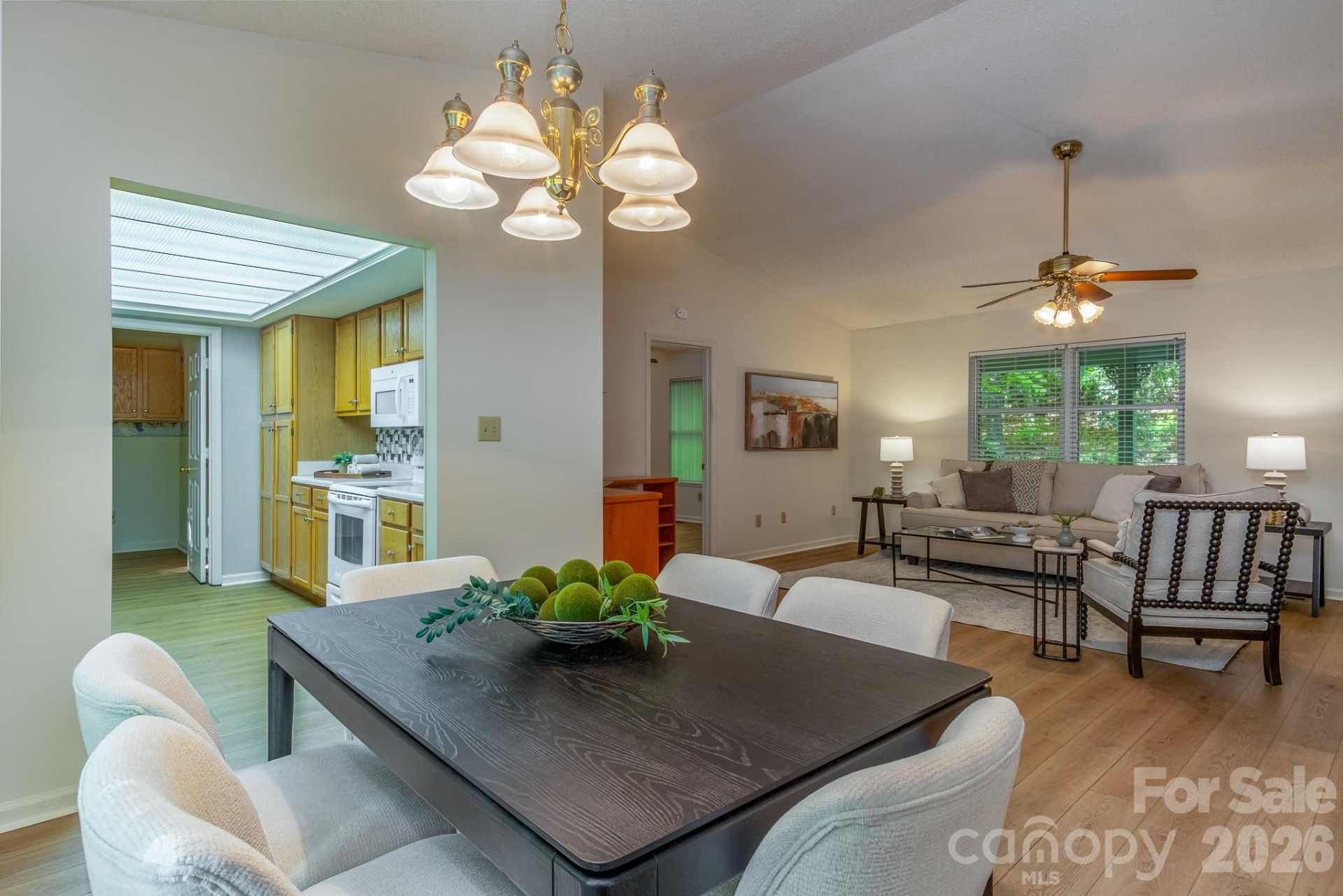 304 Emerald Hills Drive #14 - Photo 6