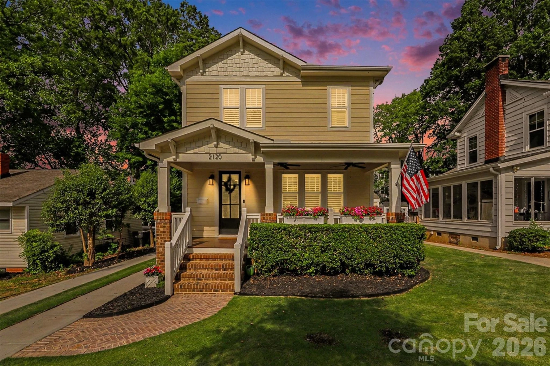 2120 Highland Street - Photo 2