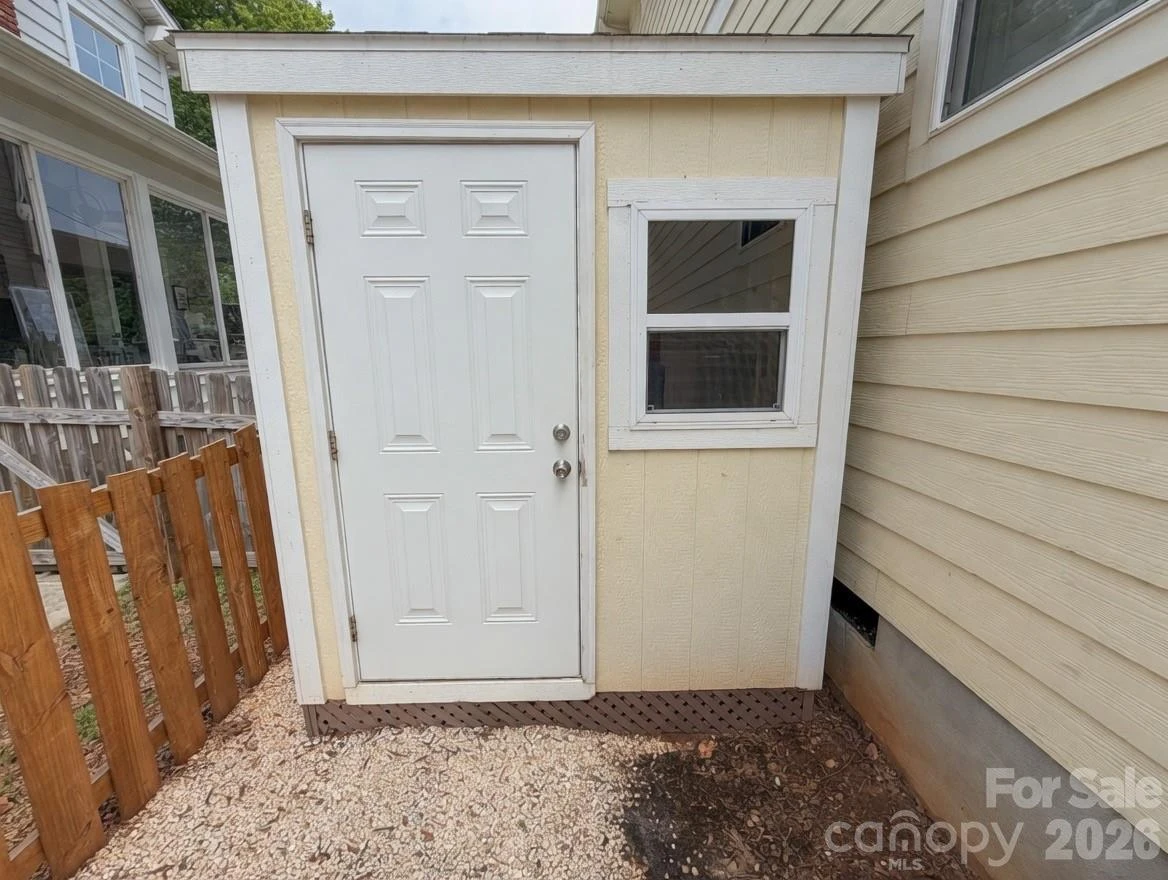 2120 Highland Street - Photo 36