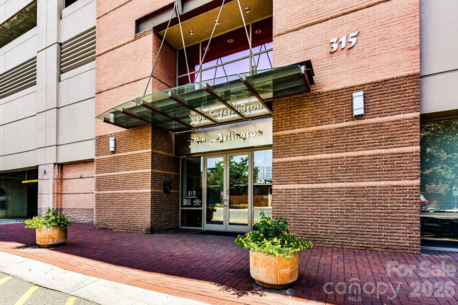 315 Arlington Avenue #503 - Photo 3