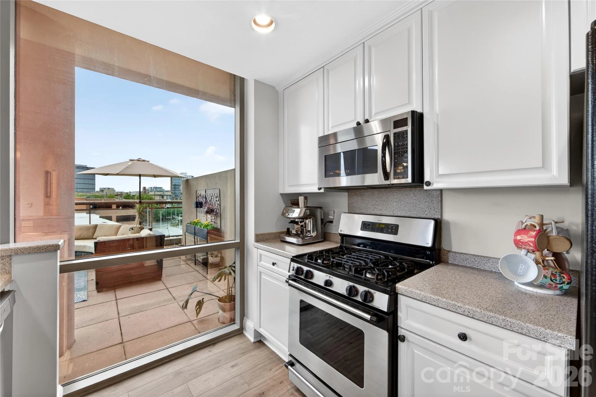 315 Arlington Avenue #503 - Photo 6