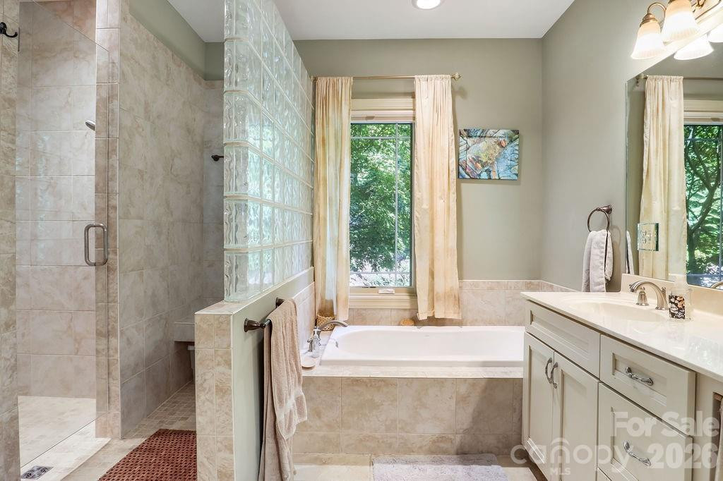 301 Gateway Drive - Photo 11