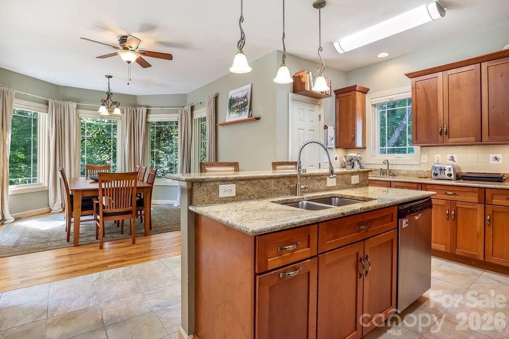 301 Gateway Drive - Photo 15