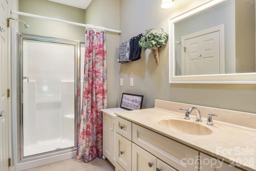 301 Gateway Drive - Photo 22